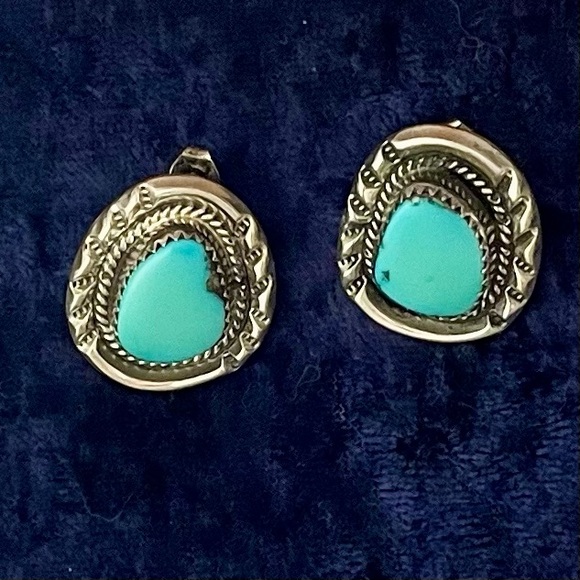 Native Arts Jewelry - Southwest Vintage Turquoise Sterling Silver Post Earrings Unsigned Hand Made